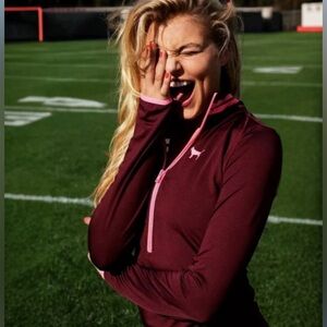 (NWT) Victoria's Secret PINK Deep-V Ultimate Half Zip Pullover, Large